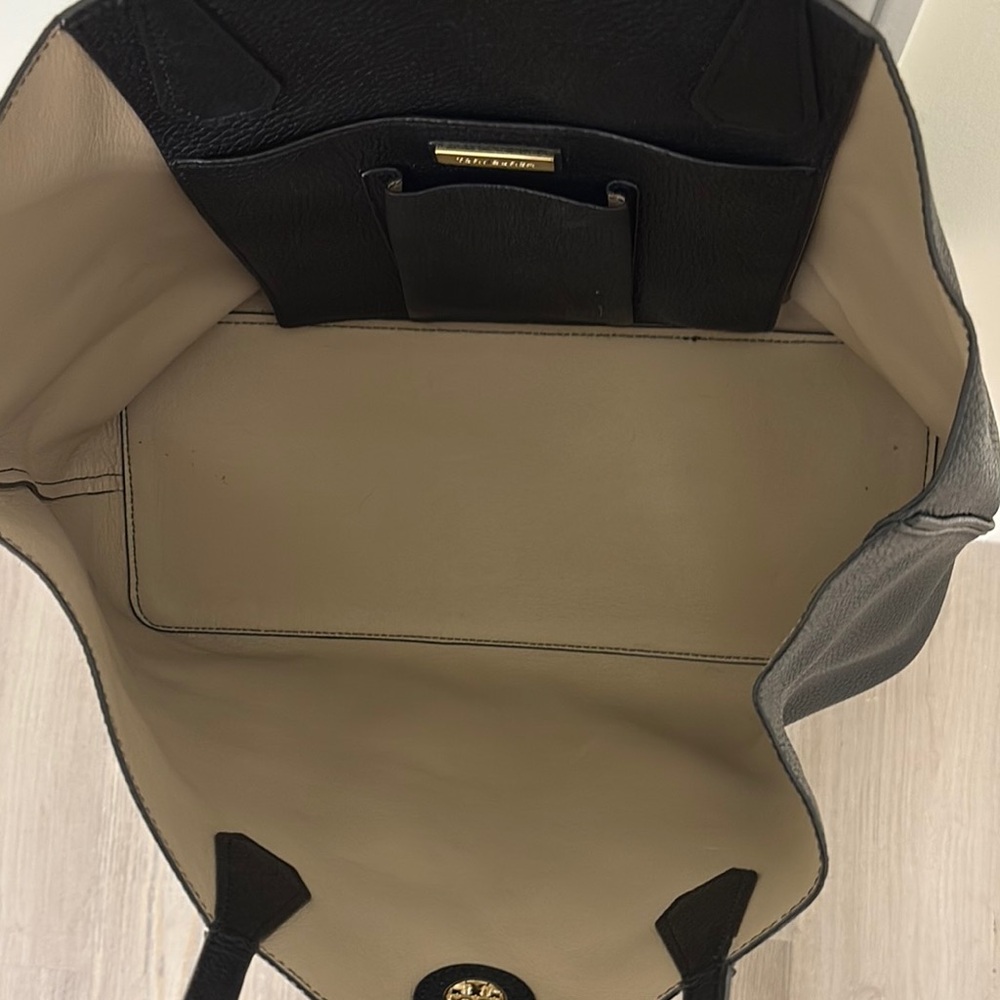 Tory Burch Black Pebbled Leather Tote - Picture 3 of 10